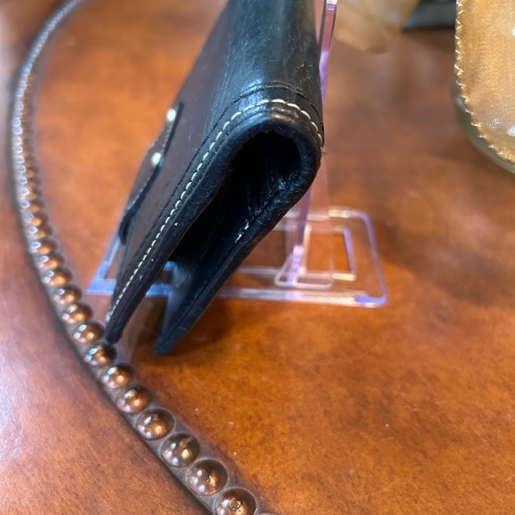 Coach Legacy Turnlock Wallet/Agenda - Picture 5 of 11